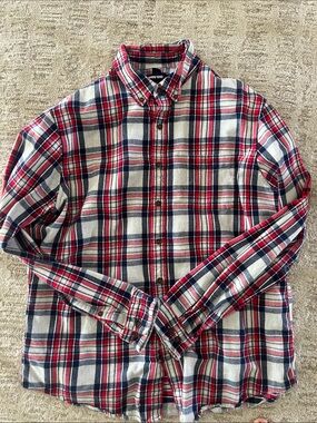 Lands' End Men's Flannel Plaid Red, Navy & Gray Plaid Button-Down Shirt